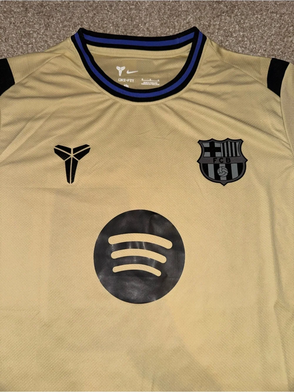 Nike x Kobe FC Barcelona 2025-2026 Men’s Fan Away Soccer Jersey🆕